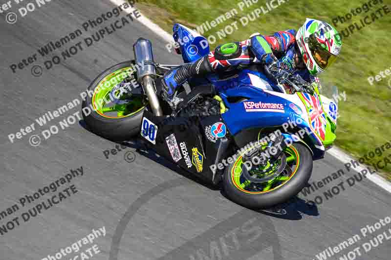 cadwell no limits trackday;cadwell park;cadwell park photographs;cadwell trackday photographs;enduro digital images;event digital images;eventdigitalimages;no limits trackdays;peter wileman photography;racing digital images;trackday digital images;trackday photos